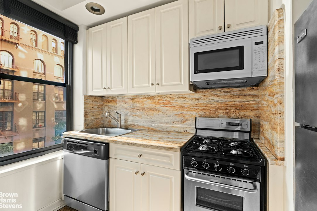 161 West 16th Street 5A Chelsea New York NY 10011