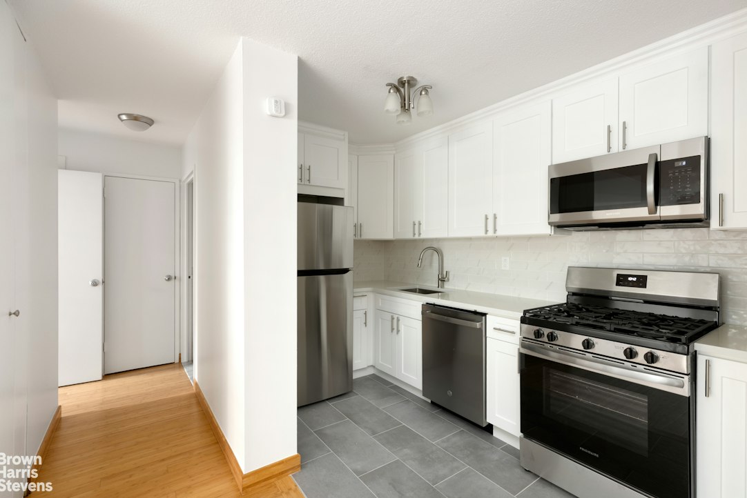 333 East 45th Street 7B Turtle Bay New York NY 10017