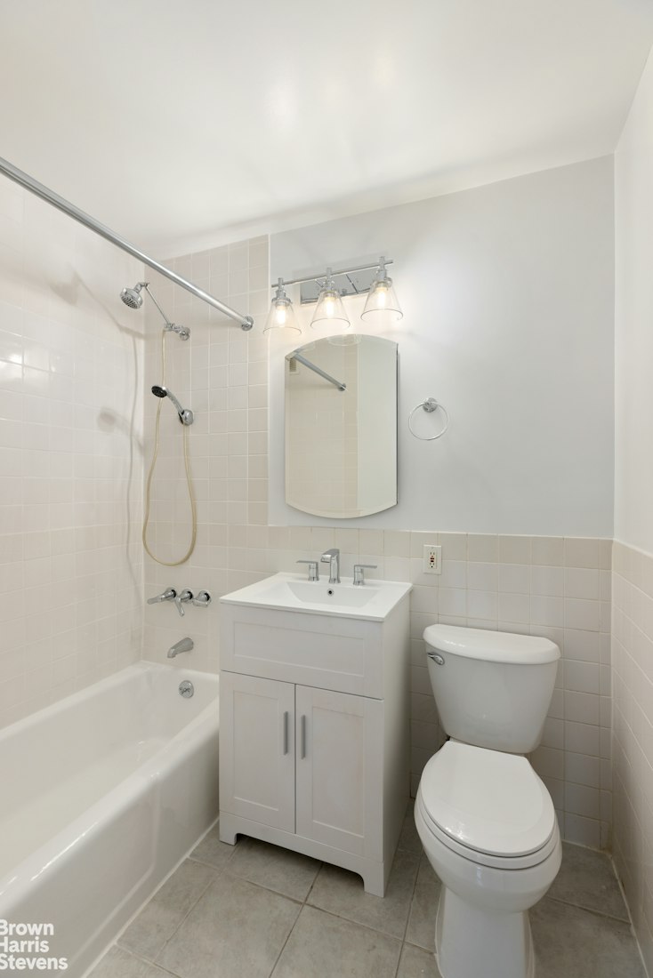 333 East 45th Street 7B Turtle Bay New York NY 10017