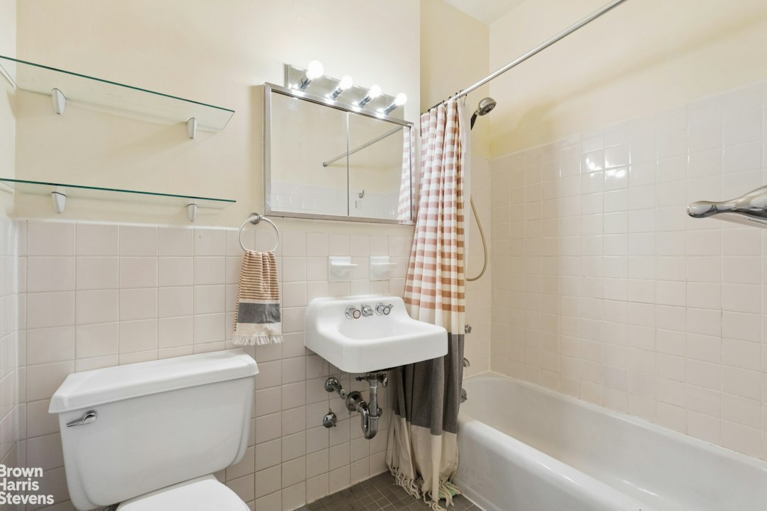 85 Livingston Street 18M Downtown Brooklyn NY 11201