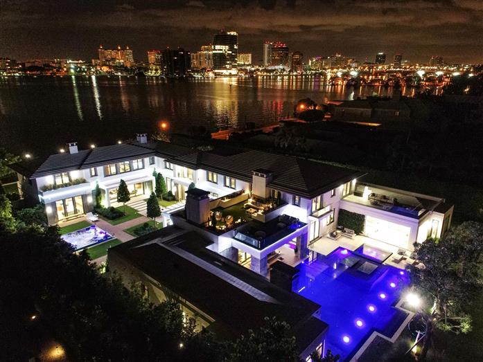 520 Island Dr