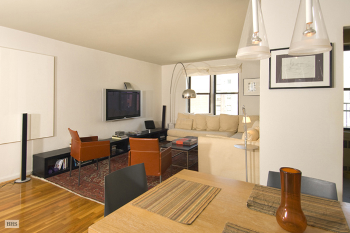 Photo 1 of 50 East 8th Street, East Village, NYC, $800,000, Web #: 727405