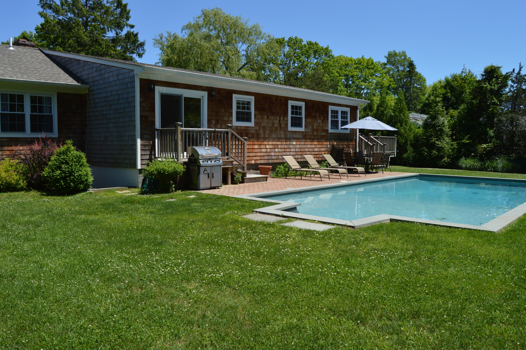 Rental Property at Southampton, Southampton, Hamptons, NY - Bedrooms: 4 
Bathrooms: 3.5  - $96,000 MO.