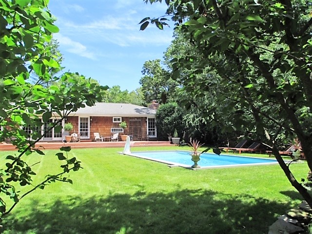 Rental Property at Springs, Springs, Hamptons, NY - Bedrooms: 3 
Bathrooms: 2  - $55,000 MO.