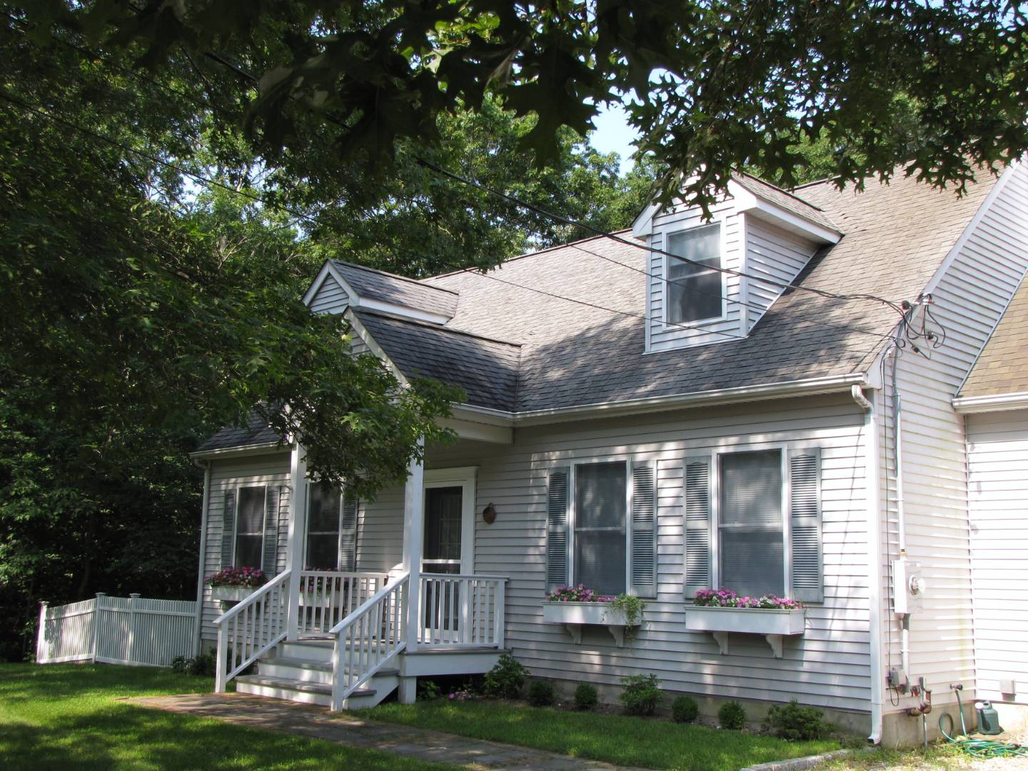 Rental Property at East Hampton, East Hampton, Hamptons, NY - Bedrooms: 4 
Bathrooms: 2  - $25,000 MO.