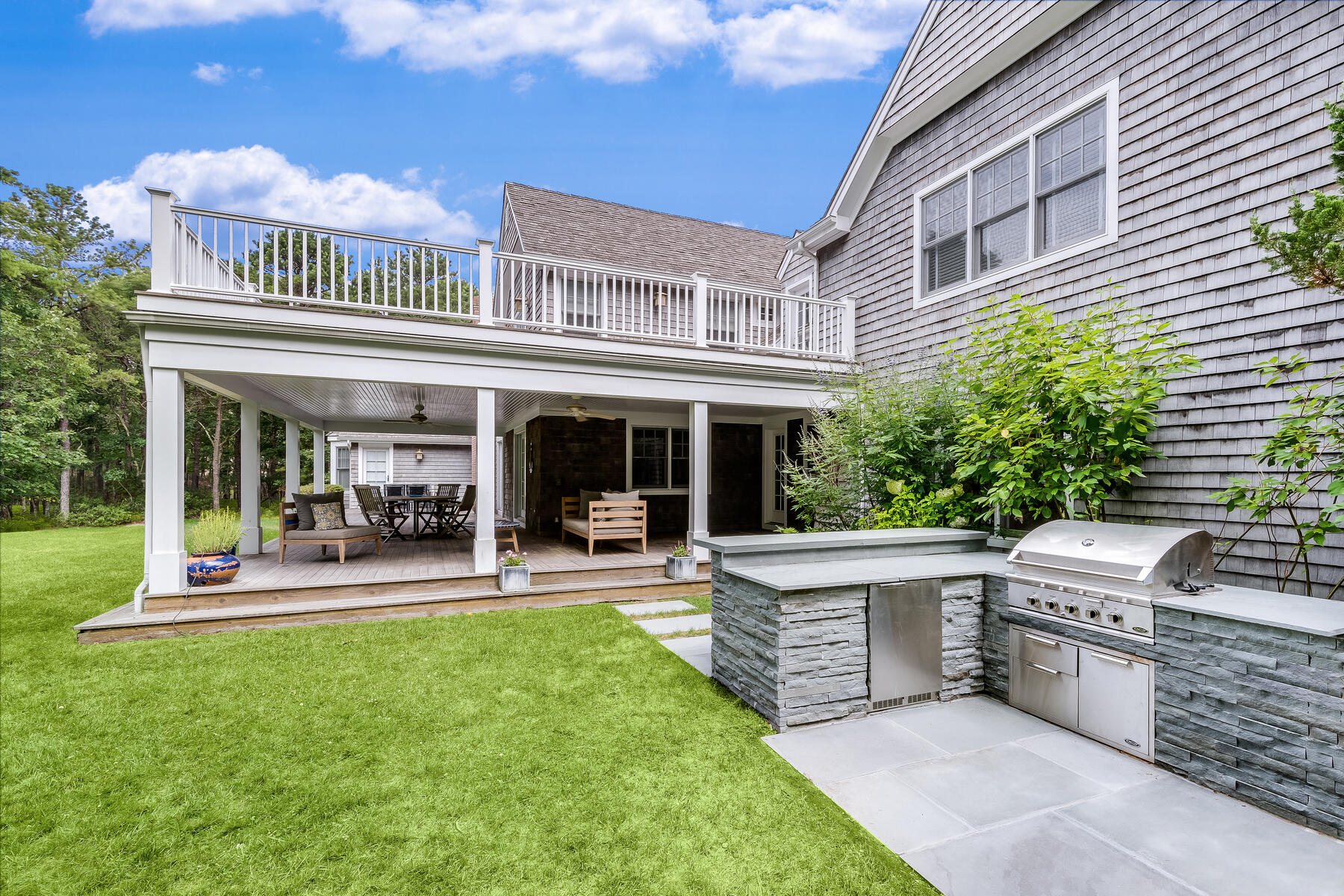 Closed 561 Wainscott Northwest Road, Wainscott, NY, ID 746615 Brown Harris Stevens Luxury