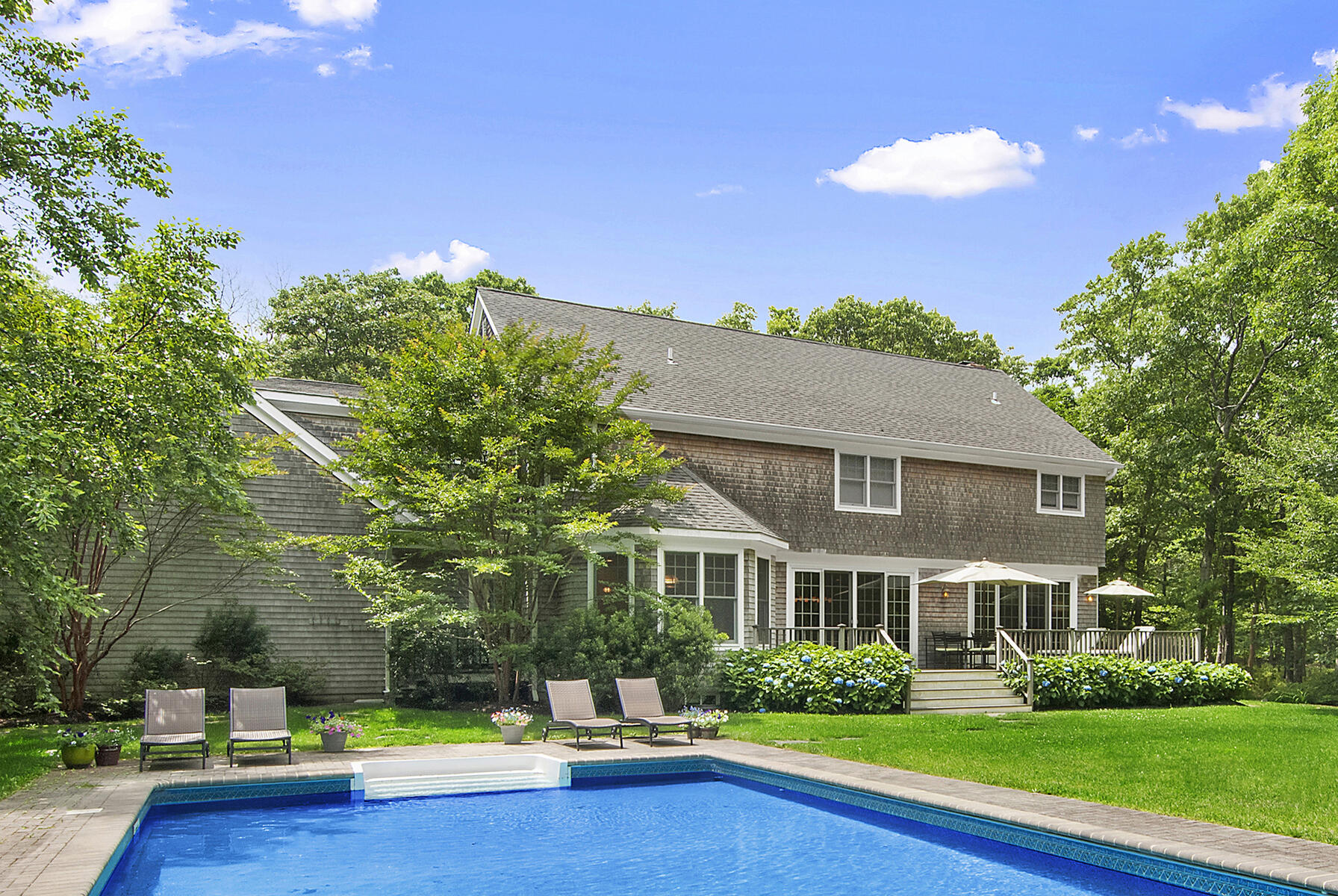 Photo 1 of 17 Parsons Close, East Hampton, NY, $1,495,000, Web #: 750007