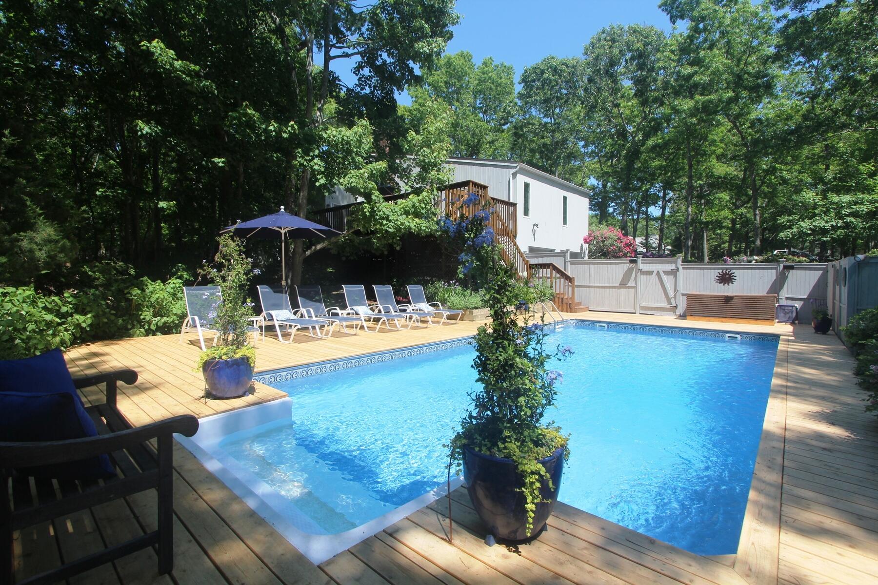 Rental Property at Springs, Springs, Hamptons, NY - Bedrooms: 4 
Bathrooms: 2  - $25,000 MO.