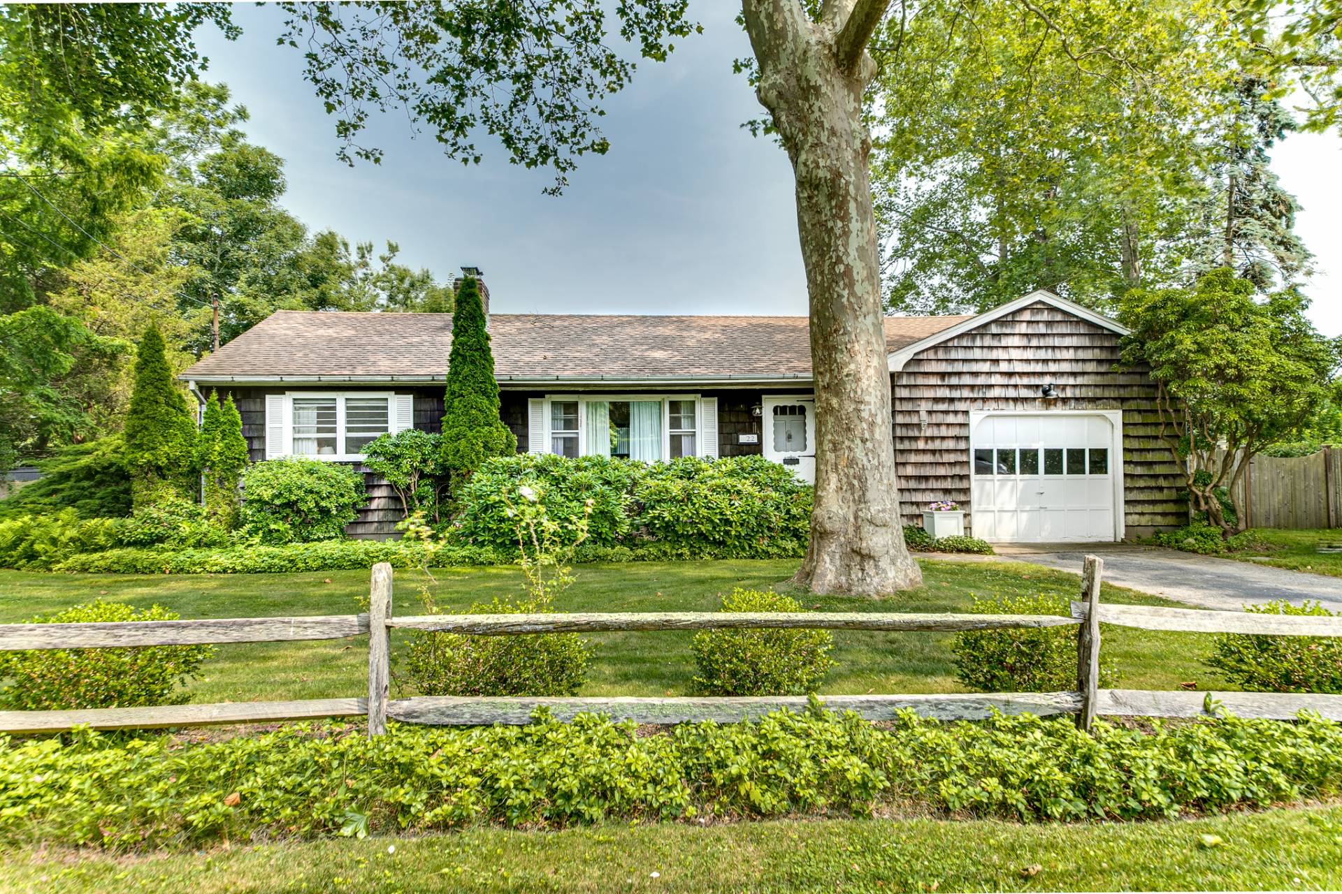 Rental Property at 22 Church Street, Village Of East Hampton, Hamptons, NY - Bedrooms: 3 
Bathrooms: 1.5  - $12,000 MO.