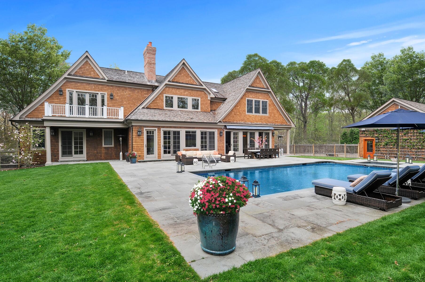 Millstone Road, Sag Harbor, Hamptons, NY - 6 Bedrooms  
6.5 Bathrooms - 