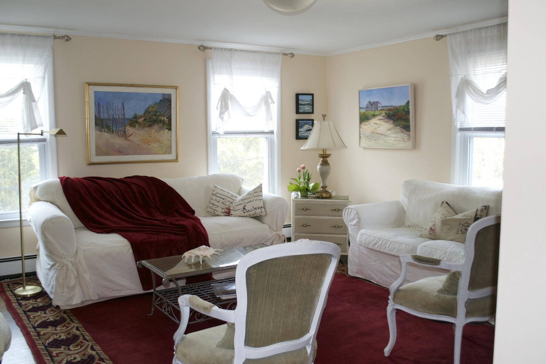 Rental Property at Village Of Southampton, Village Of Southampton, Hamptons, NY - Bedrooms: 2 
Bathrooms: 1  - $27,500 MO.