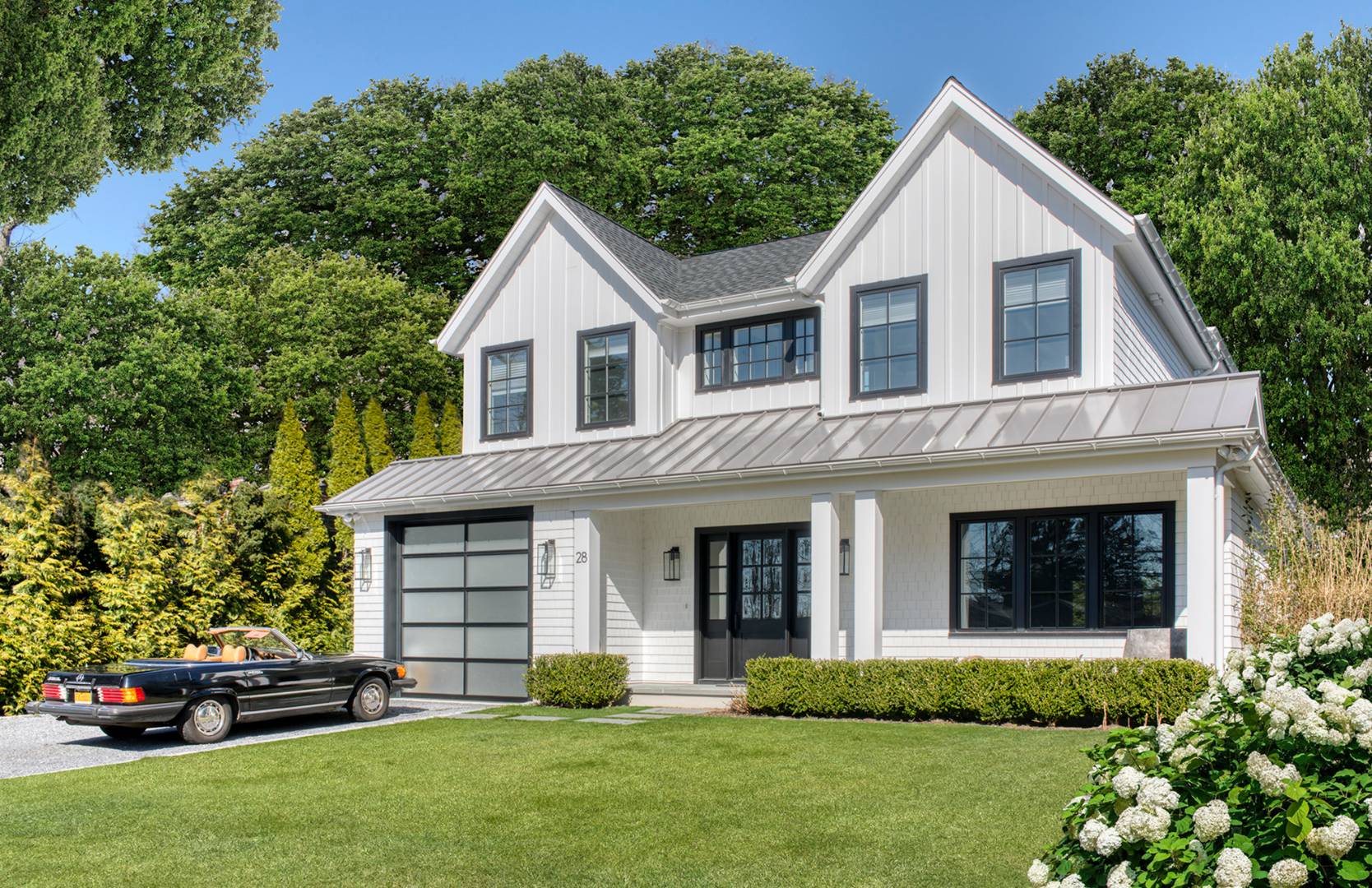 28 Parkway Drive, Sag Harbor, Hamptons, NY - 4 Bedrooms  
3.5 Bathrooms - 