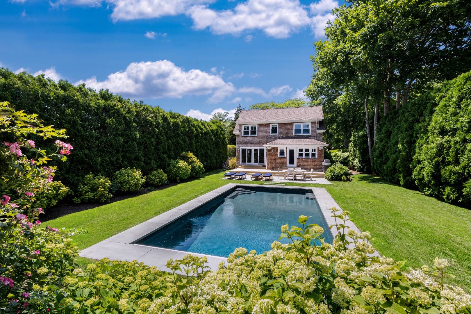 Rental Property at East Hampton, East Hampton, Hamptons, NY - Bedrooms: 4 
Bathrooms: 3  - $70,000 MO.