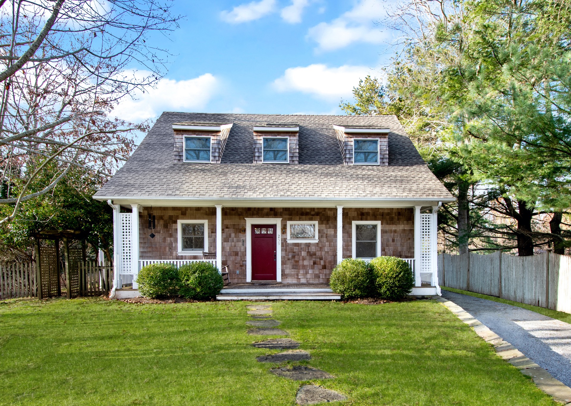 Rental Property at 259 Abrahams Landing Road, Amagansett, Hamptons, NY - Bedrooms: 4 
Bathrooms: 2  - $20,000 MO.