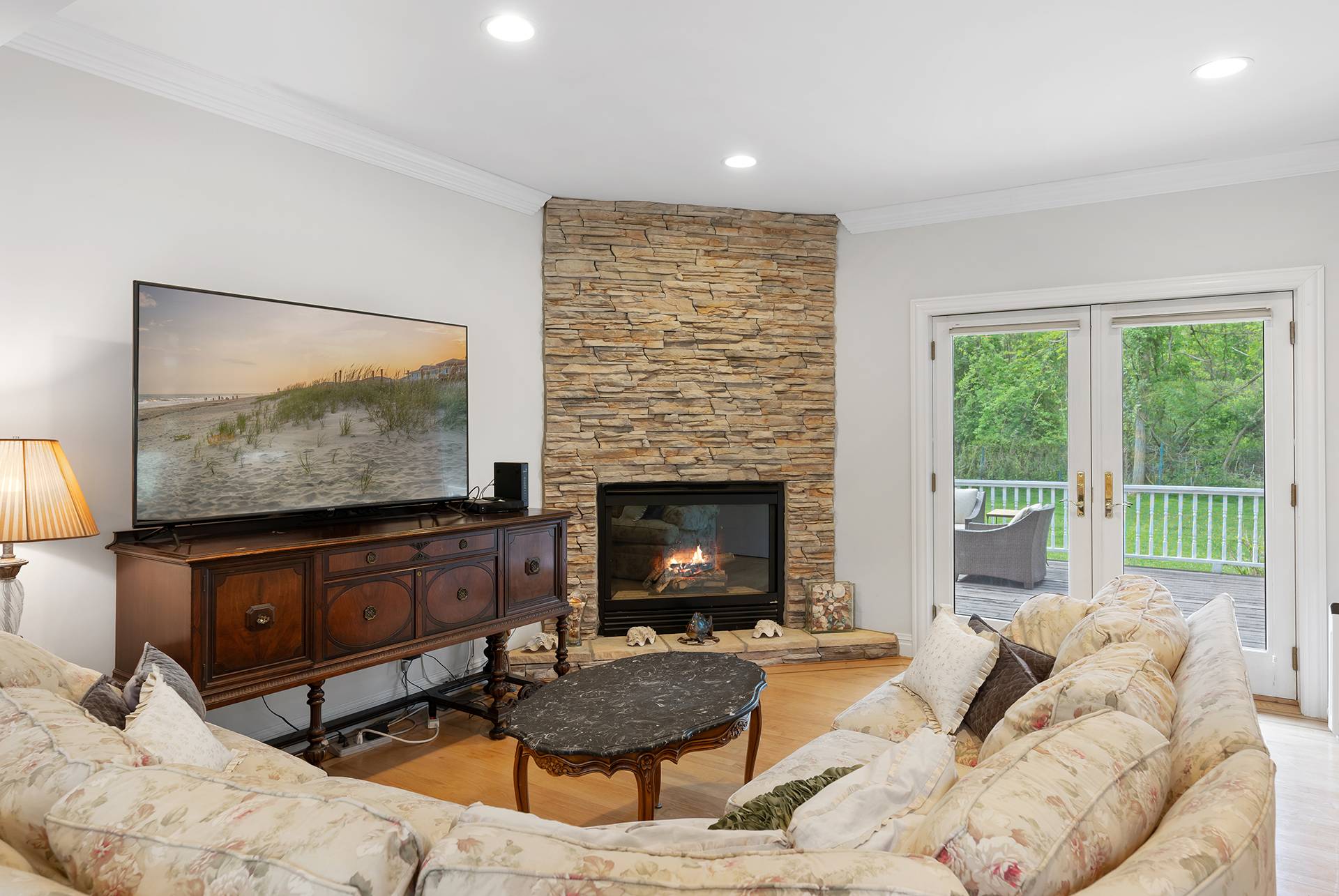 Closed 334 Noyack Road, North Sea, NY, ID 890029 Brown Harris