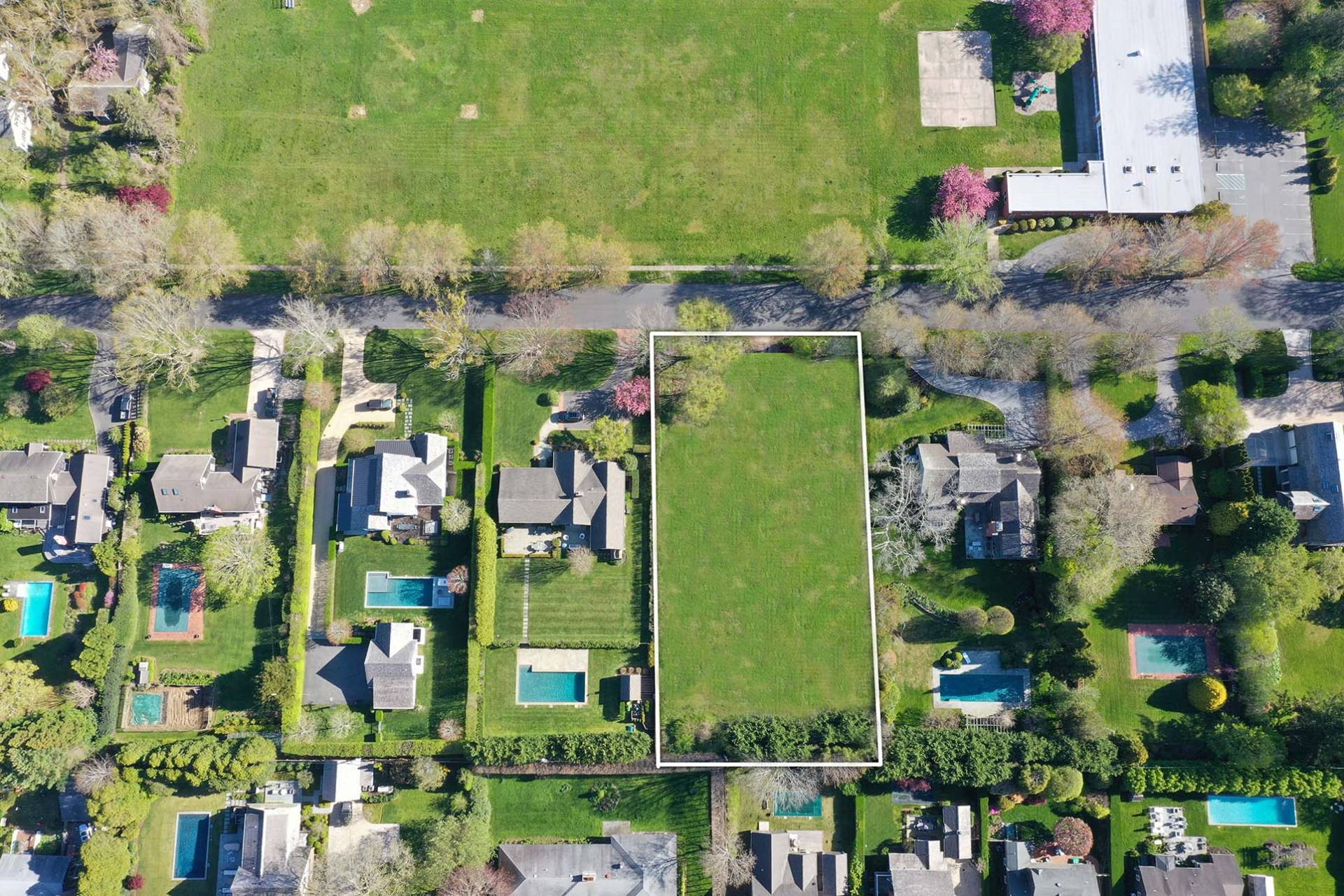 Photo 1 of 55 Meadow Way, Village of East Hampton, NY, $2,895,000, Web #: 890462
