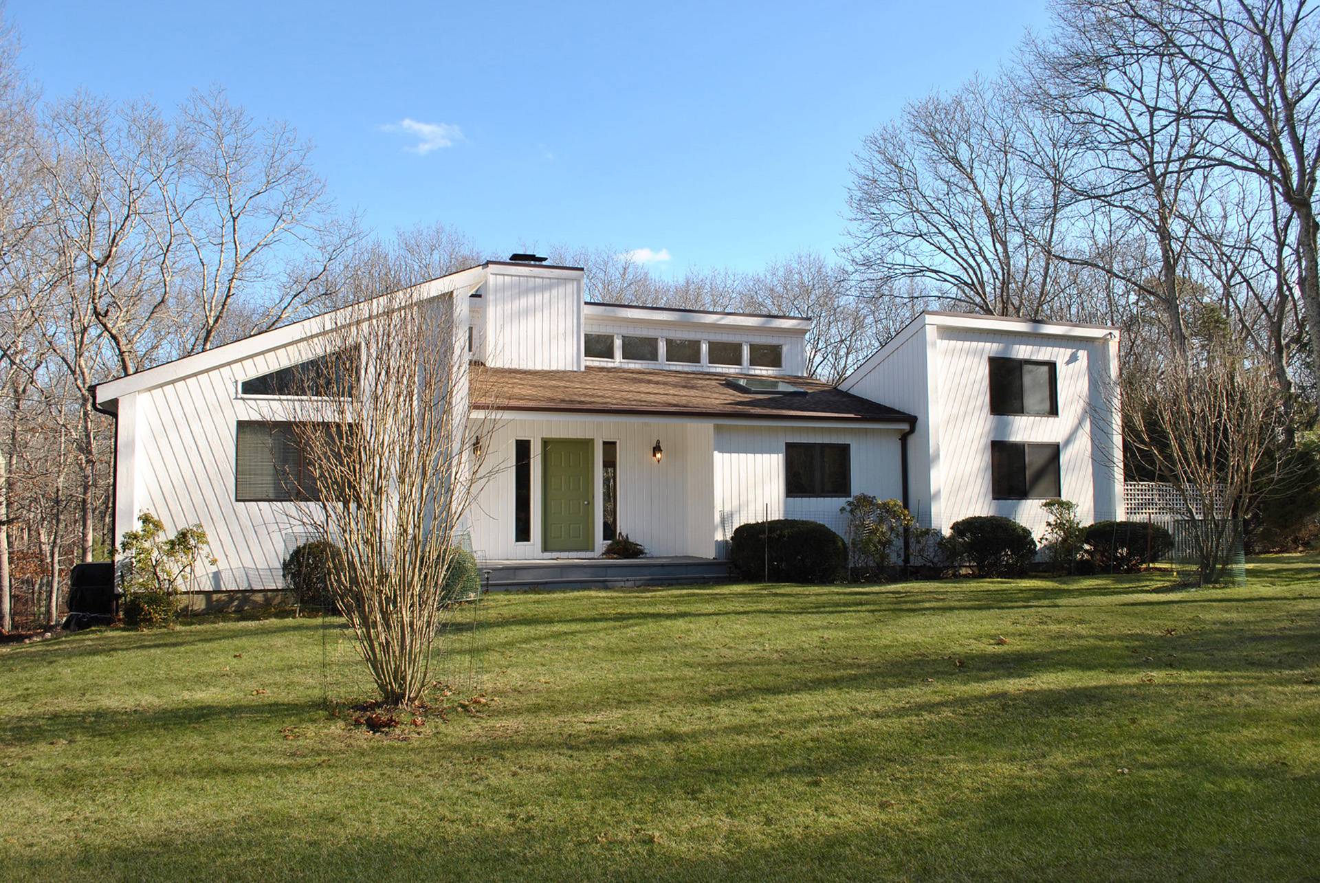 Rental Property at 43 Diane Drive, East Hampton, Hamptons, NY - Bedrooms: 4 
Bathrooms: 3  - $30,000 MO.