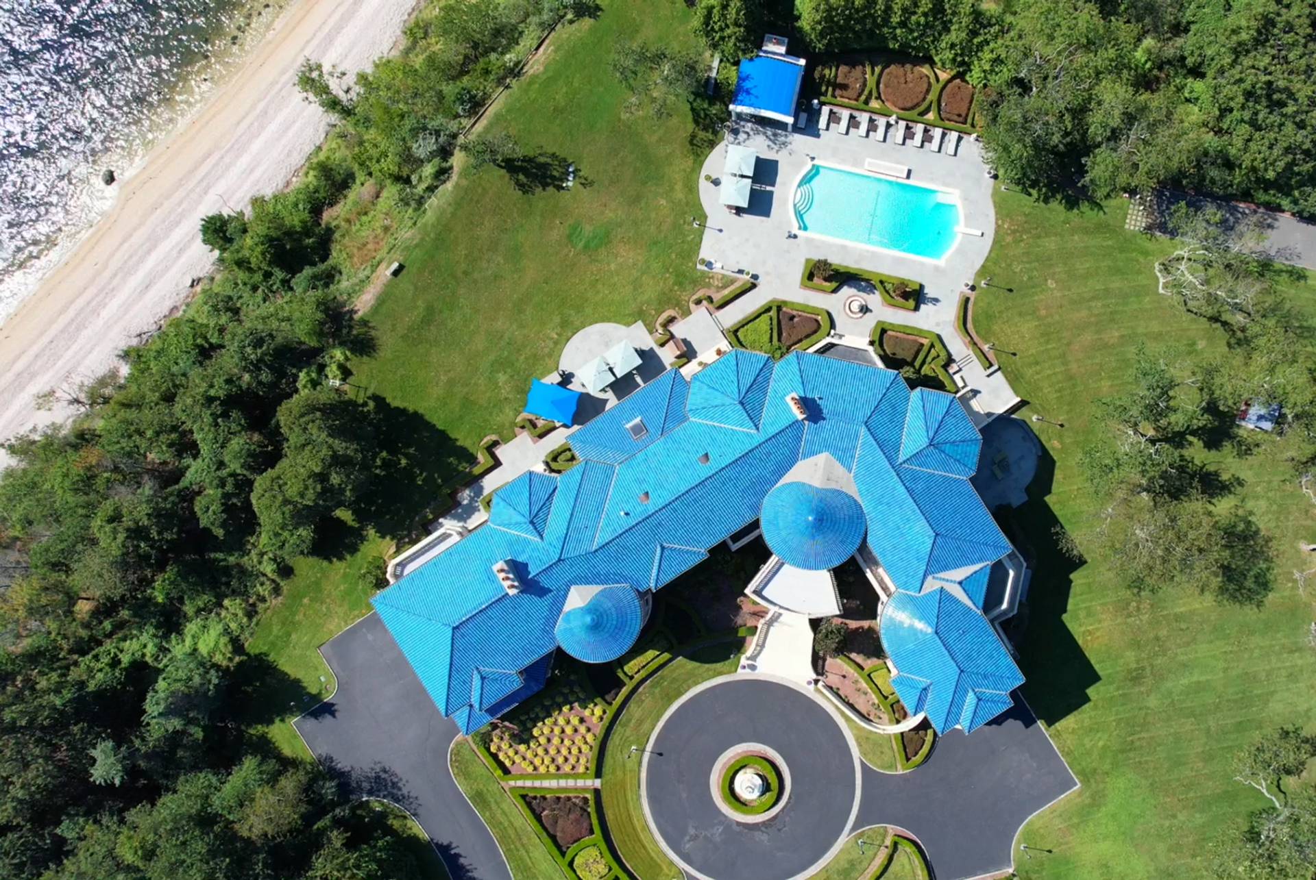 Photo 1 of 70 Crane Neck Road, Brookhaven, NY, $8,950,000, Web #: 905778
