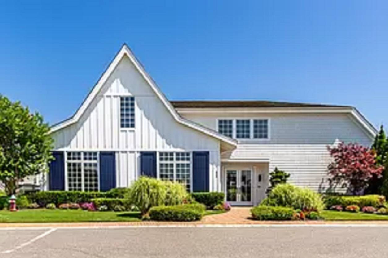 Rental Property at Village Of Southampton, Village Of Southampton, Hamptons, NY - Bedrooms: 4 
Bathrooms: 3.5  - $149,000 MO.