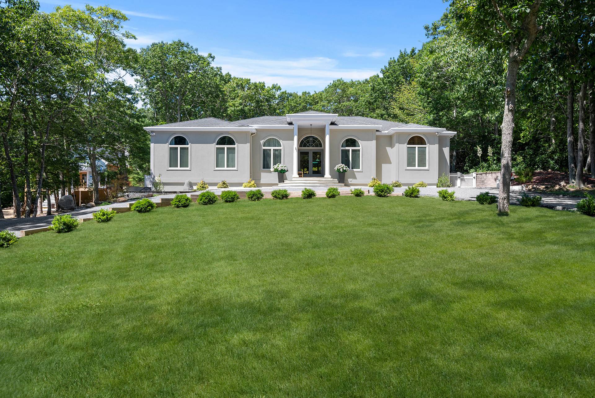 5 Shellfish Lane, East Hampton, Hamptons, NY - 3 Bedrooms  
3 Bathrooms - 