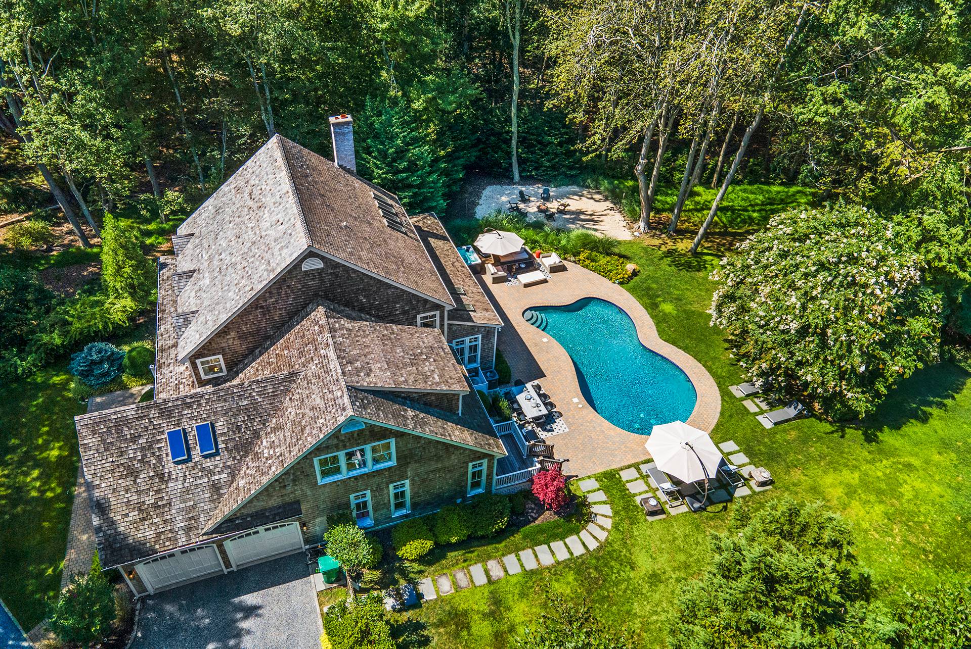 Property for Sale at 4 North Haven Way, North Haven, Hamptons, NY - Bedrooms: 4 
Bathrooms: 4.5  - $3,795,000