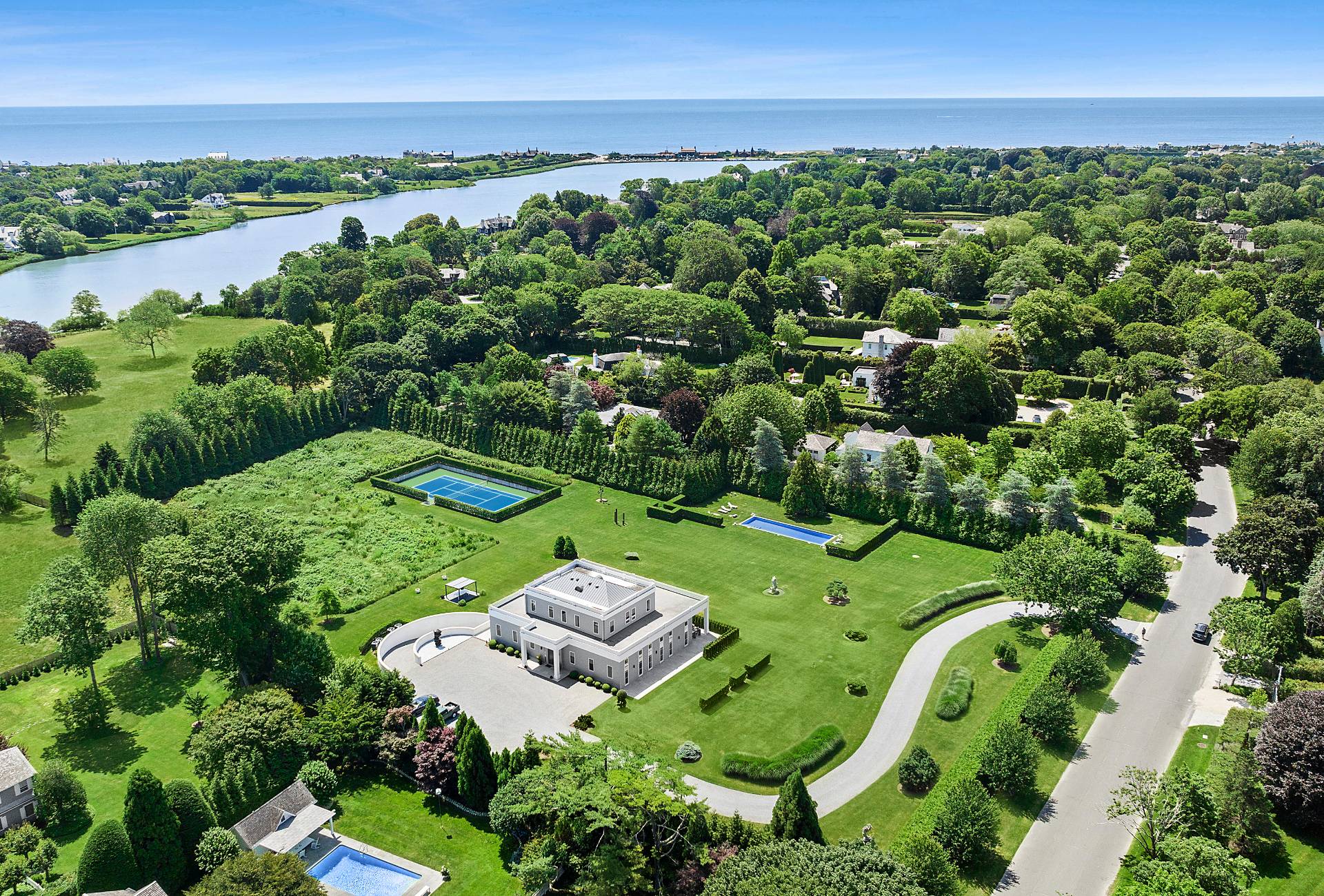 Undisclosed Address, Southampton, Hamptons, NY - 7 Bedrooms  
7.5 Bathrooms - 