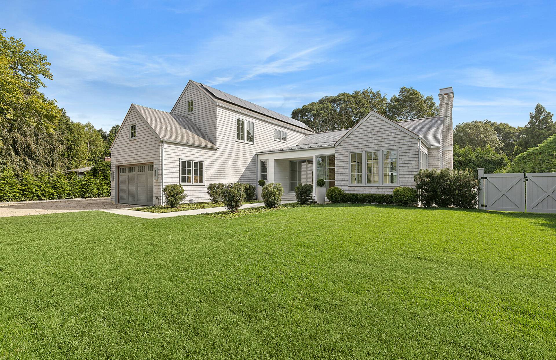 Property for Sale at 14 Cedar Court, East Hampton, Hamptons, NY - Bedrooms: 6 
Bathrooms: 6.5  - $6,250,000