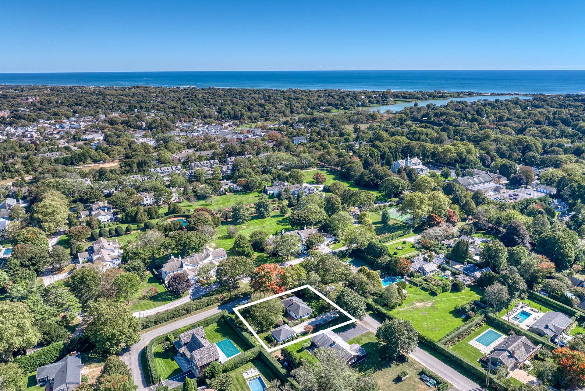 Photo 1 of 31 Edward Lane, Village of Southampton, NY, $2,395,000, Web #: 916478