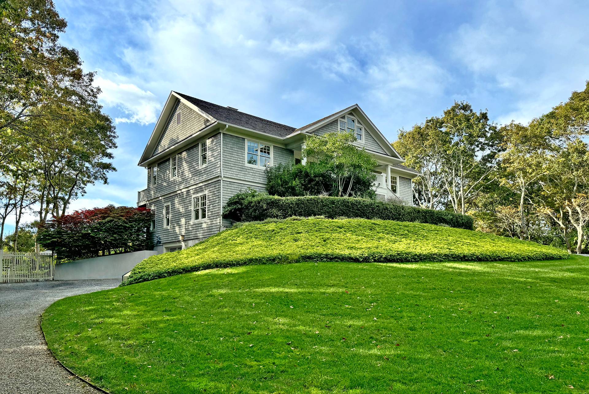 Photo 1 of 7 Fourteen Hills Court, Sag Harbor, NY, $3,995,000, Web #: 916886