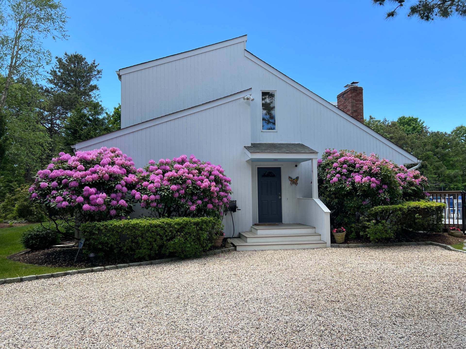 9 Cedarfield Lane, Westhampton, Hamptons, NY - 4 Bedrooms  
4 Bathrooms - 