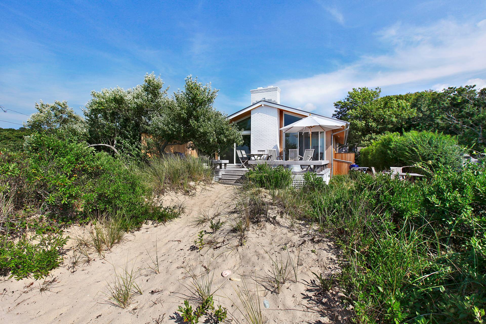116 Flaggy Hole Rd, East Hampton, Hamptons, NY - 3 Bedrooms  
2 Bathrooms - 